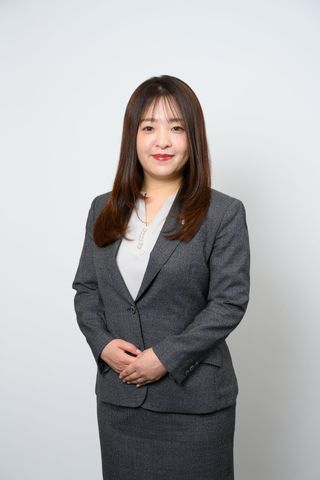 担当者髙橋　由佳