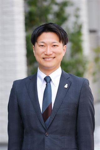 担当者足立　竜生