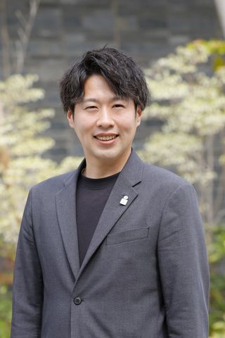 担当者牧　翔太