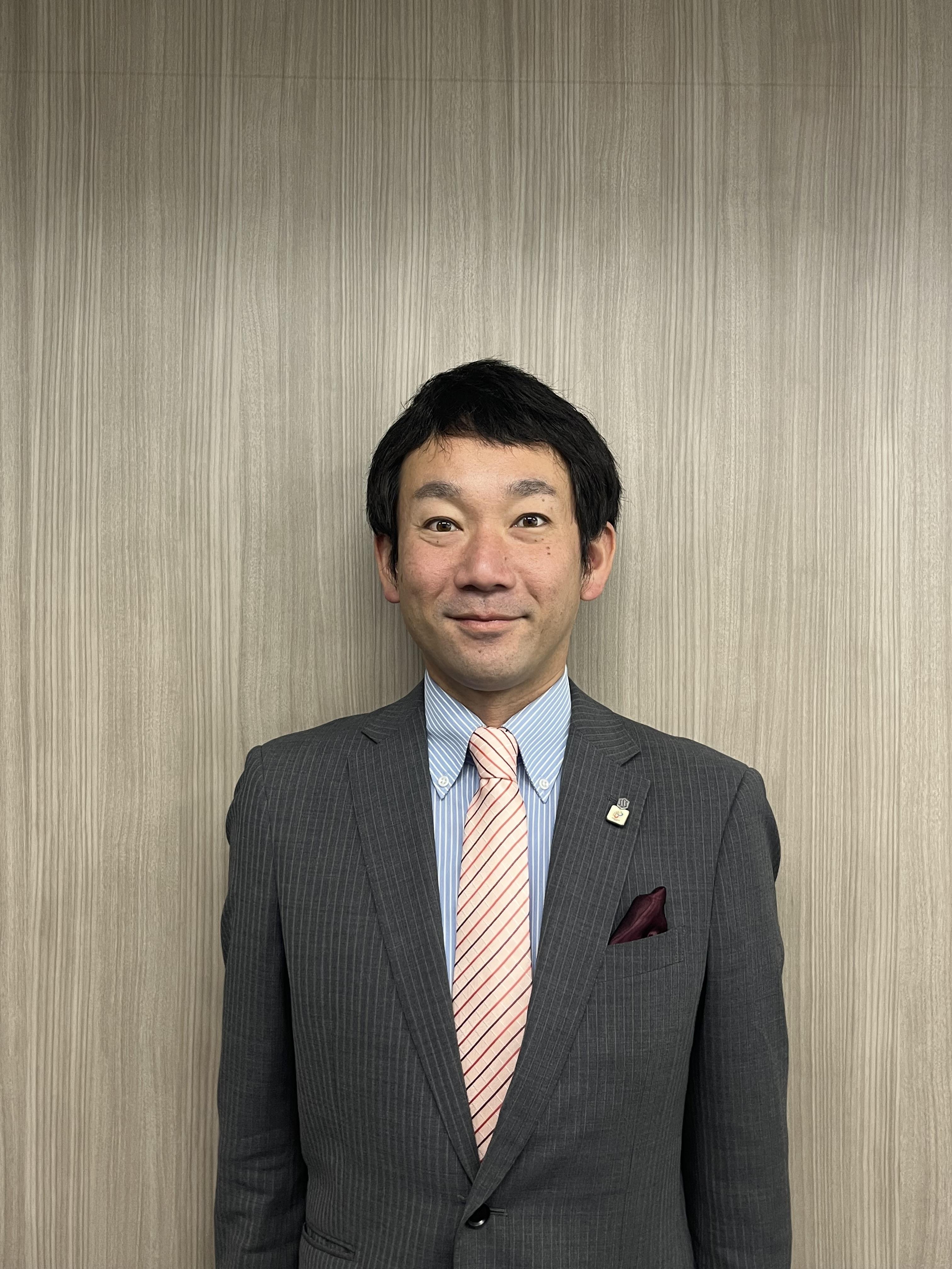 担当者西畑　充晴