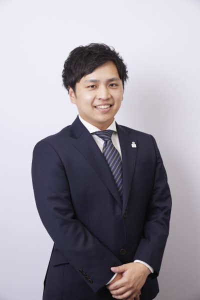 担当者長谷川　靖展